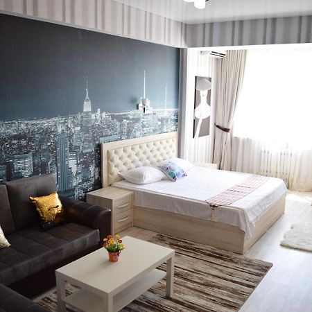 Studio Boutique Apartment Bishkek Exterior photo